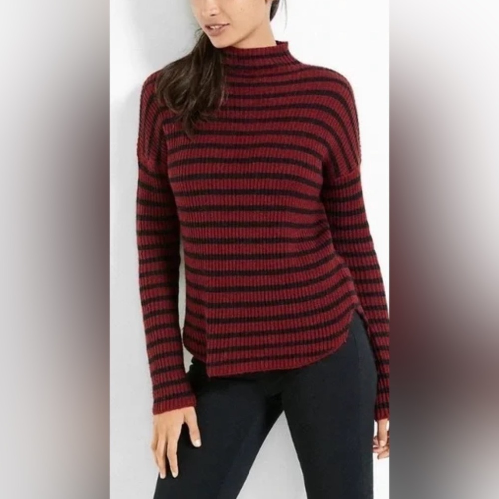 Express Turtleneck Sweater Oversized XS